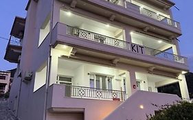 Katelia'S Apartments